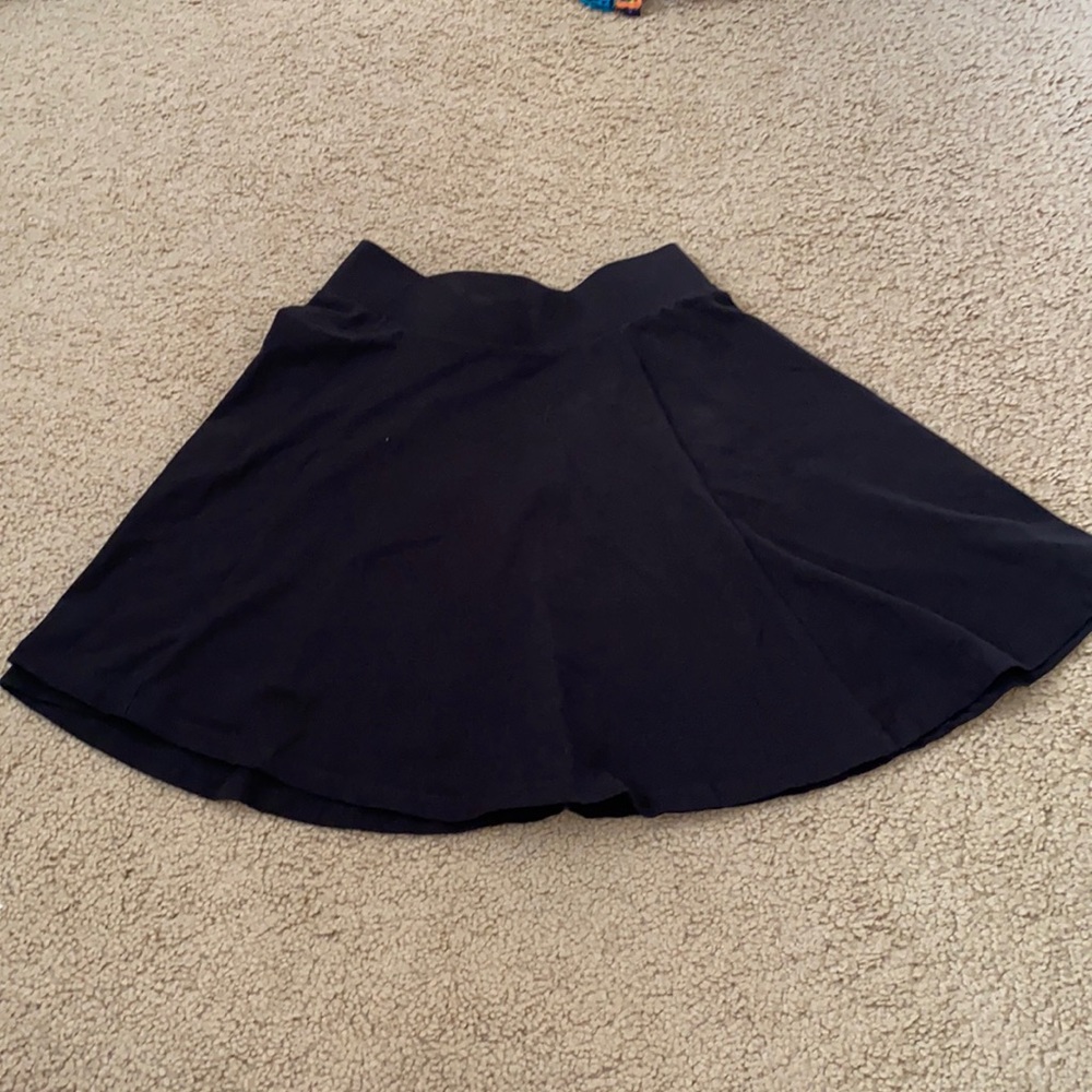 Black skater skirt